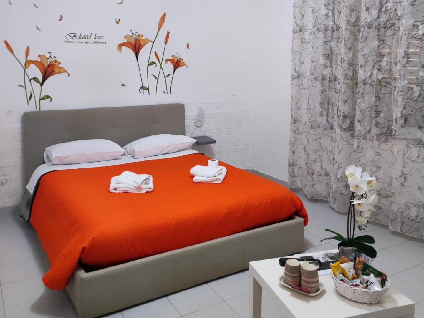 Le Tre Orchidee Bed & Breakfast Salerno Ngoại thất bức ảnh
